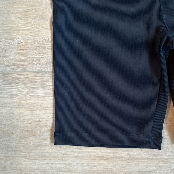 Brunette The Label Black Bike Shorts - Picture 4 of 5